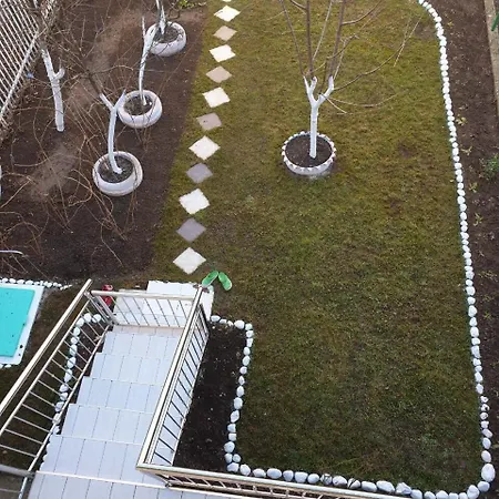 Appartement Gale Apartman *